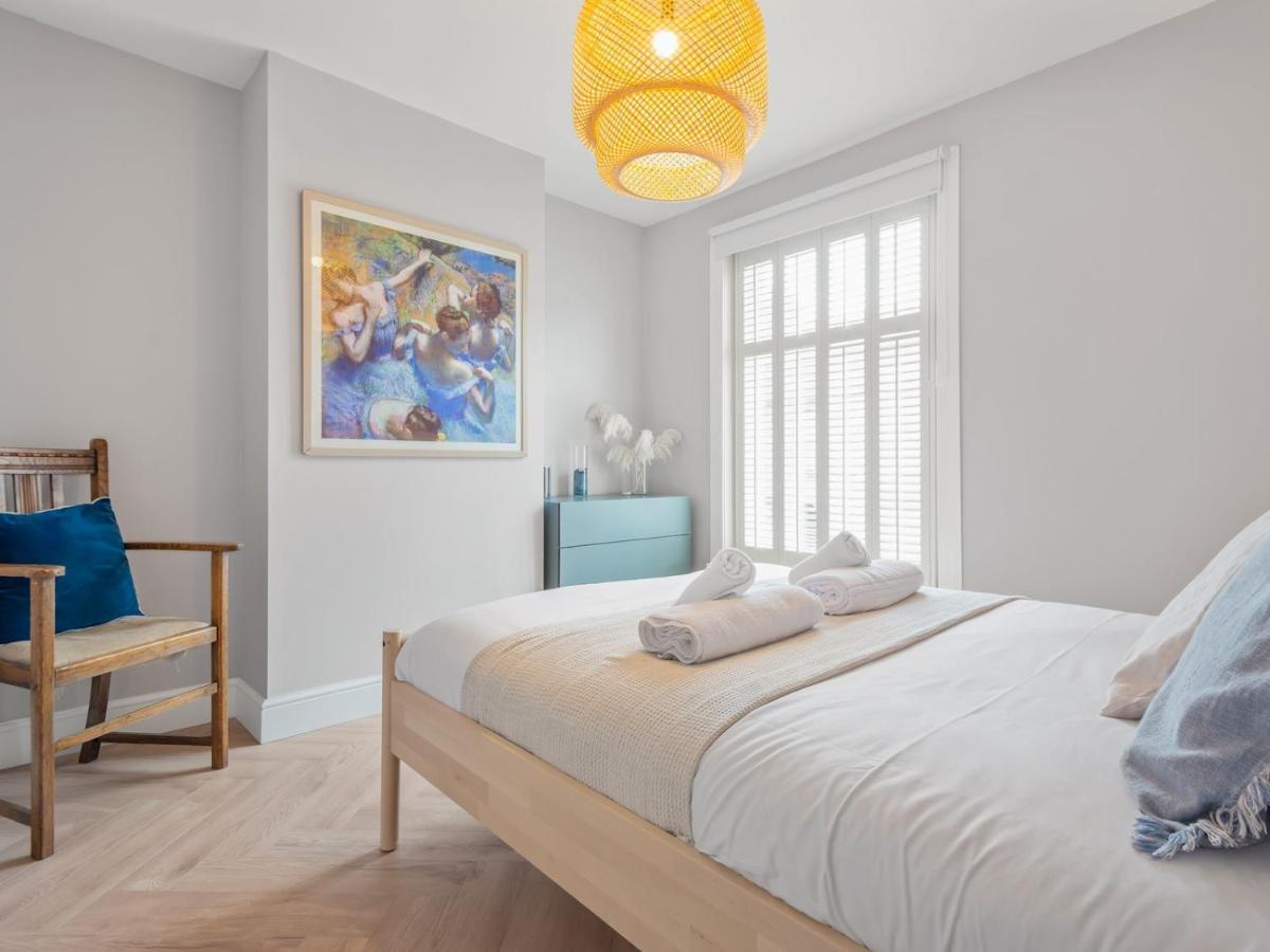 Pass The Keys 3 Bed Scandi Heaven Minutes From The Beach Whitstable Exterior photo